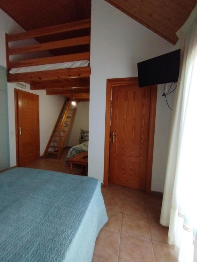 Hostal Restaurant Paca Риумар Экстерьер фото